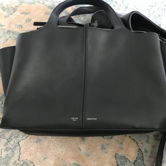Celine Medium Trifold Bag - Picture 2 of 3